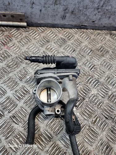 Toyota yaris throttle body - throttle,