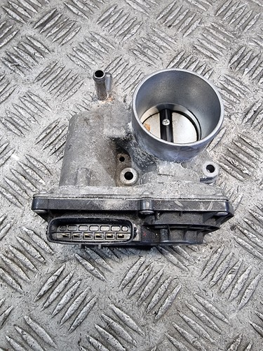 Toyota yaris throttle body - toyota,